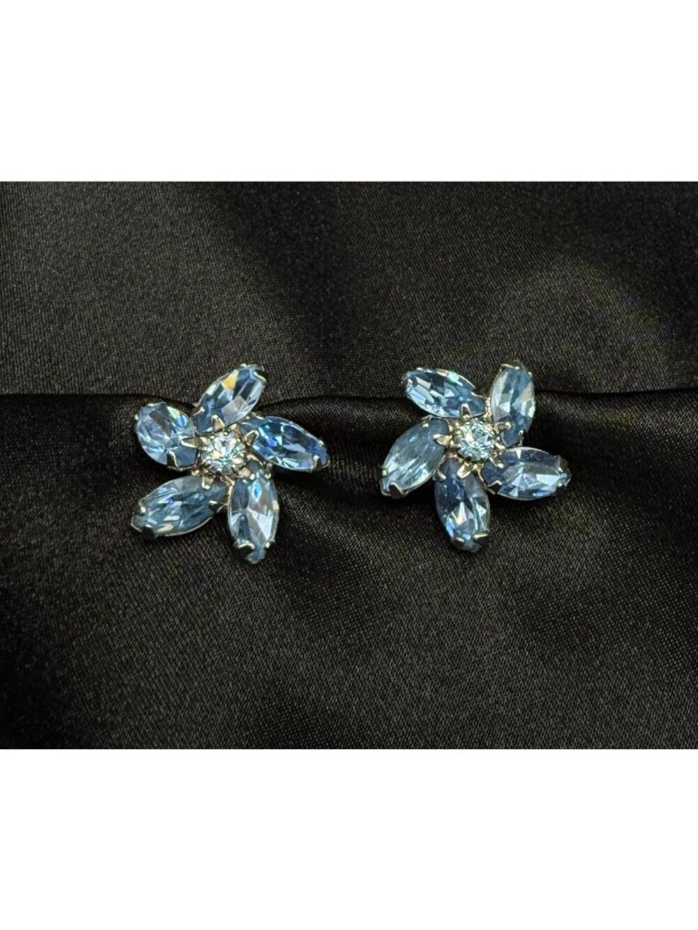 Vintage 1960's WEISS Signed Blue Crystal Flower Clip-On Earrings